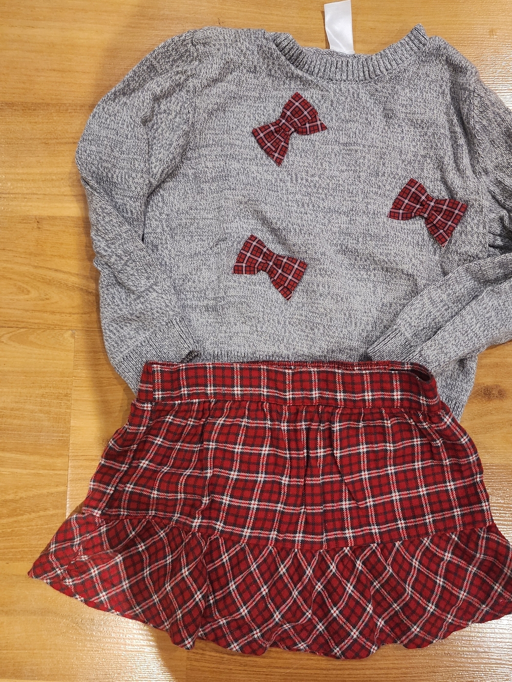 Carter's 3T/4T Christmas/Festive Set
